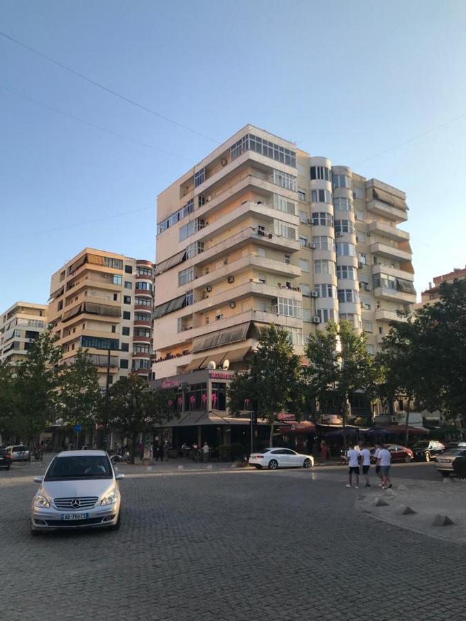 Odri Apartment Vlorë Buitenkant foto