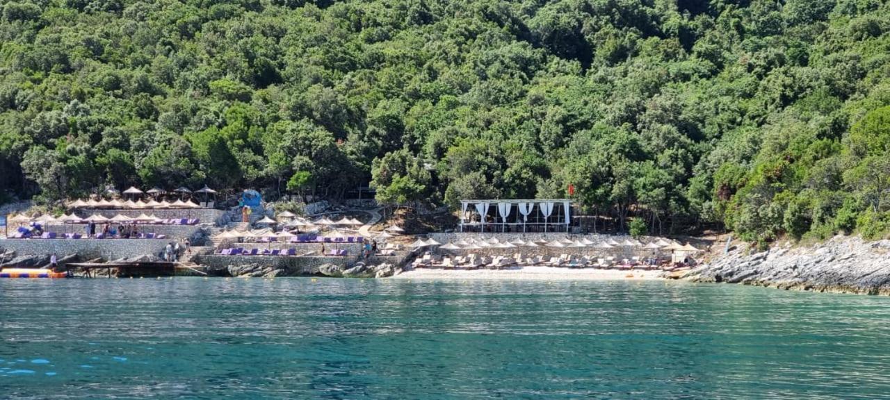 Odri Apartment Vlorë Buitenkant foto
